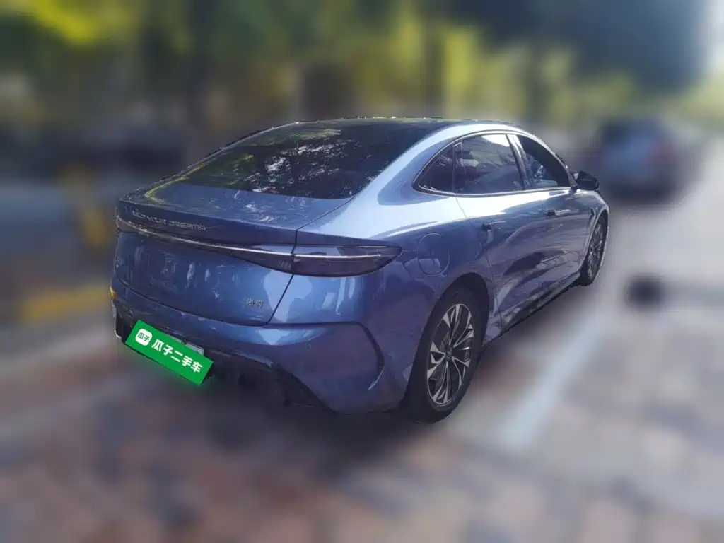 BYD Seal — фото 4