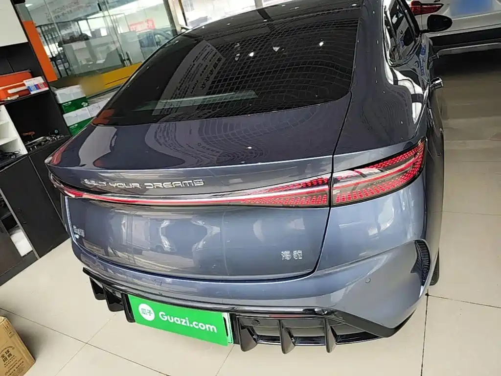 BYD Seal — фото 5