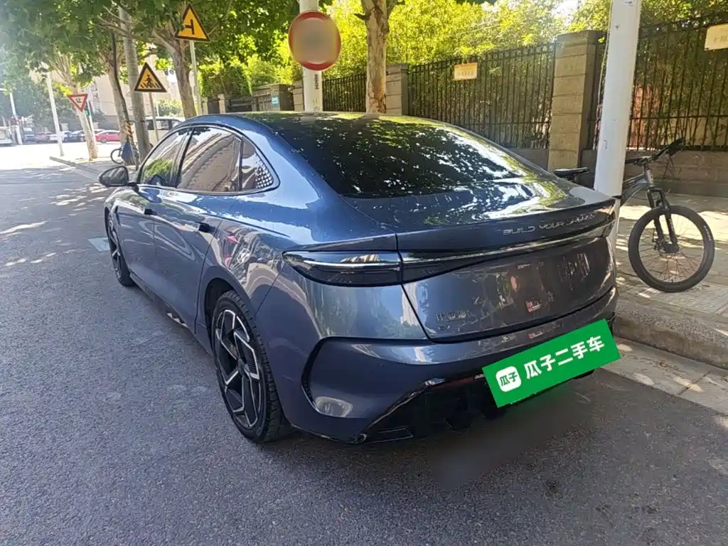 BYD Seal — фото 22