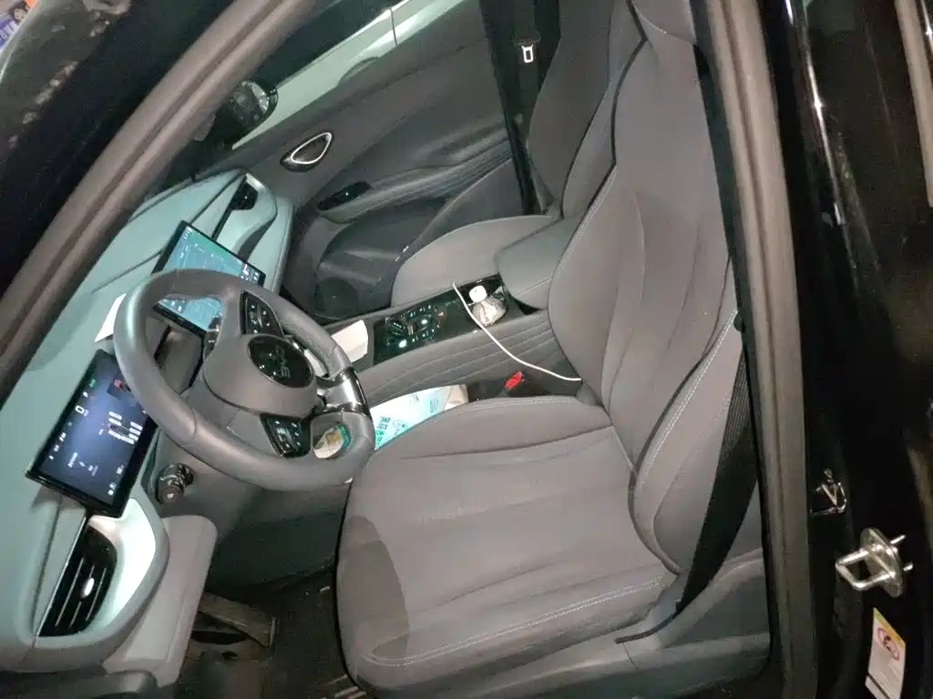 BYD Seal 06GT — фото 11