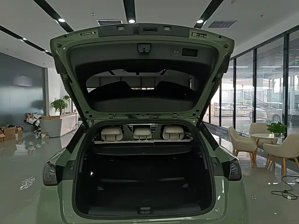 BYD Seal 06GT — фото 18
