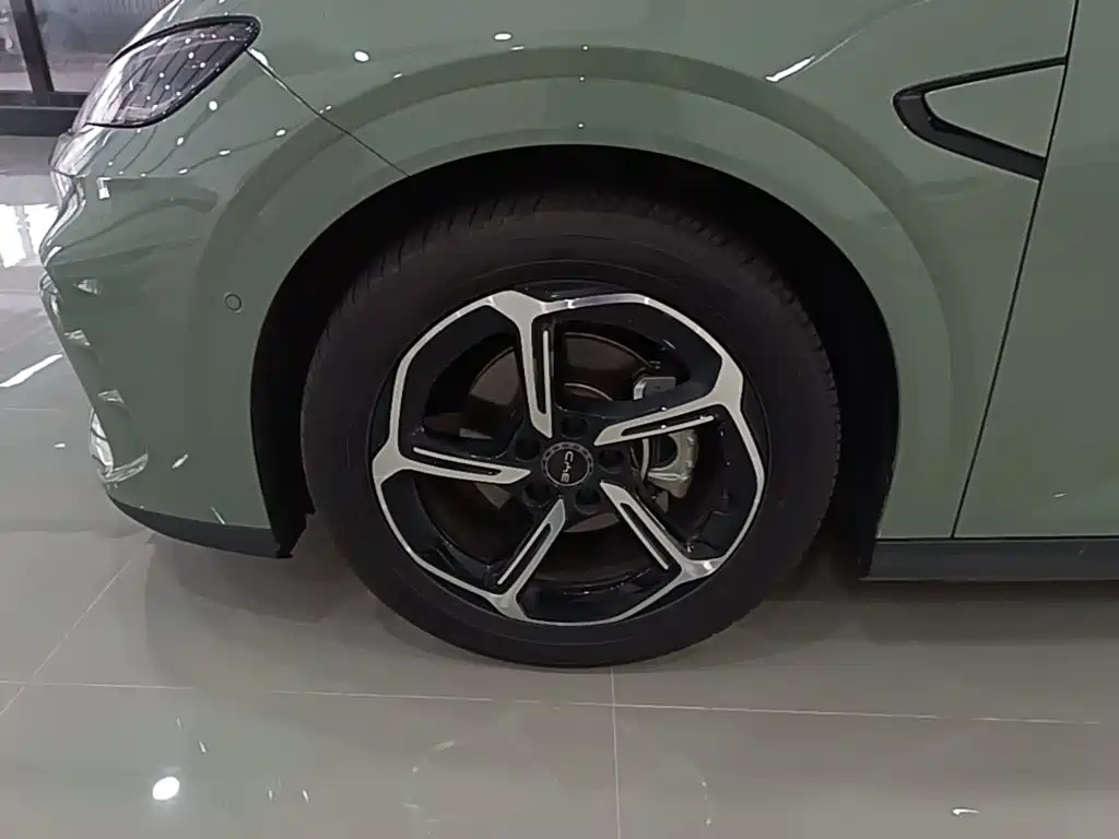 BYD Seal 06GT — фото 22