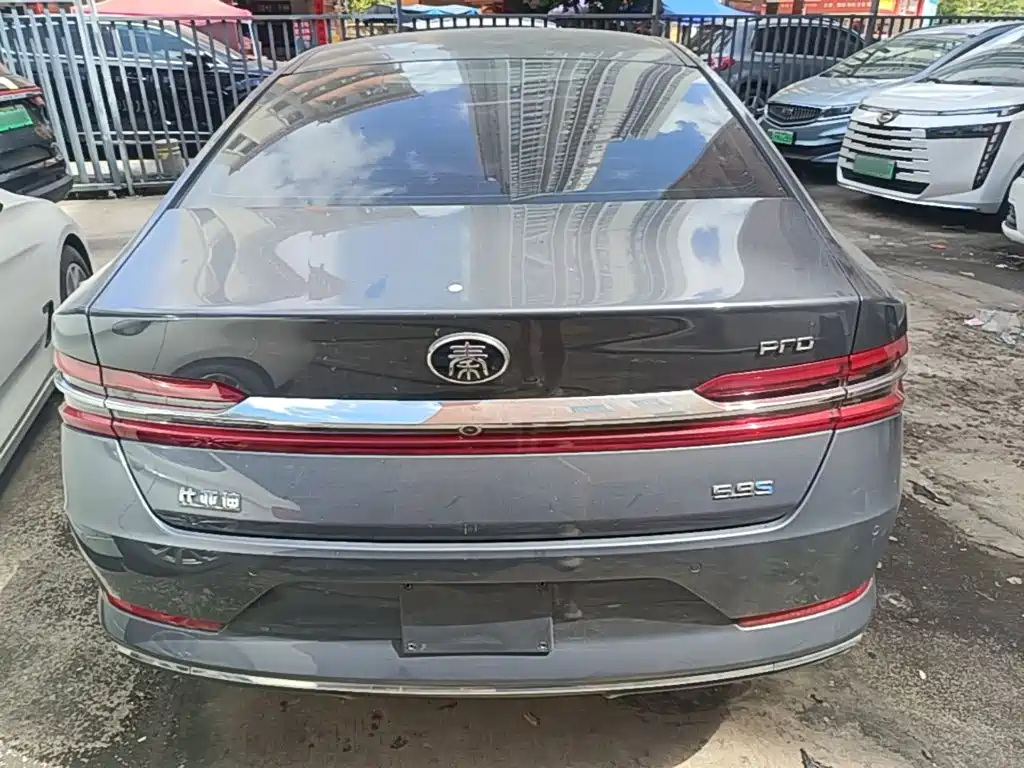 BYD Qin Pro NEV — фото 5