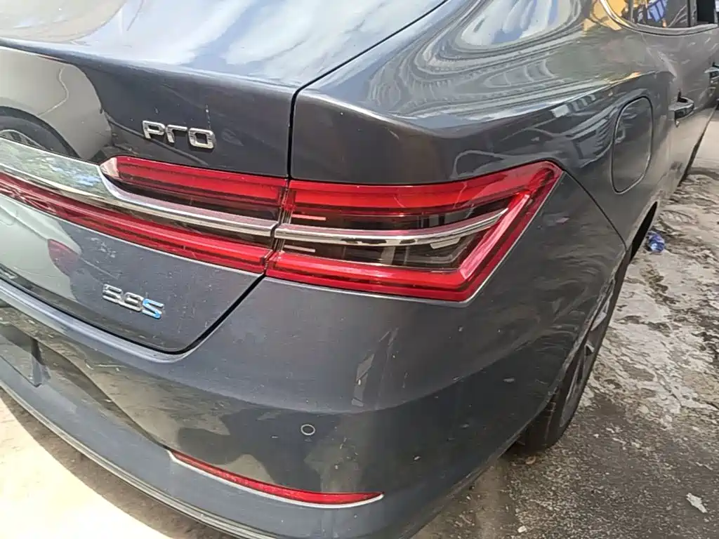 BYD Qin Pro NEV — фото 7