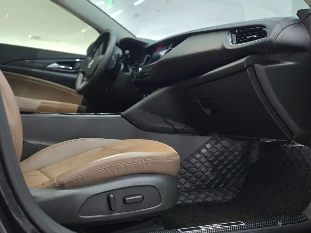 Buick Regal — фото 7