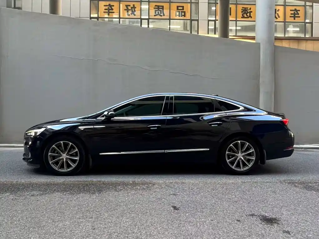 Buick LaCrosse — фото 3