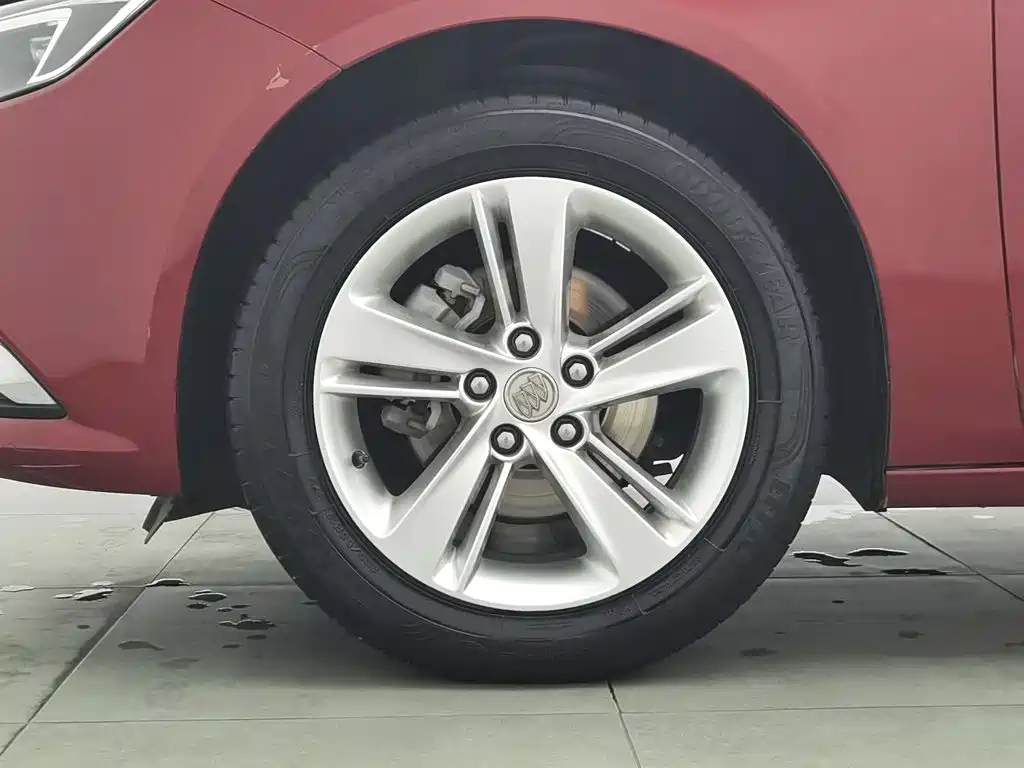 Buick Regal — фото 17