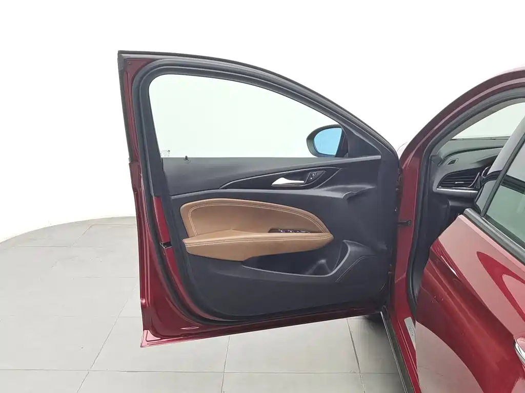 Buick Regal — фото 8