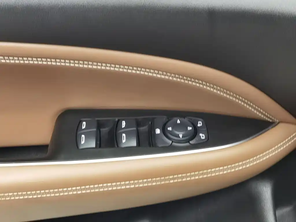 Buick Regal — фото 9