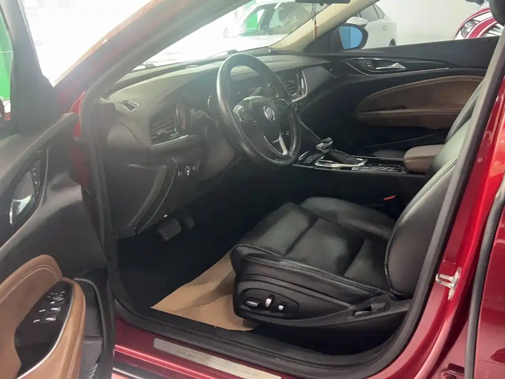 Buick Regal — фото 8
