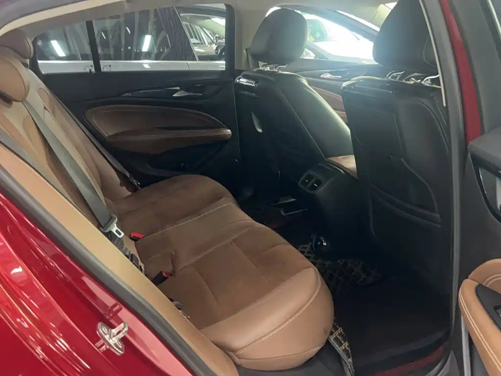 Buick Regal — фото 9