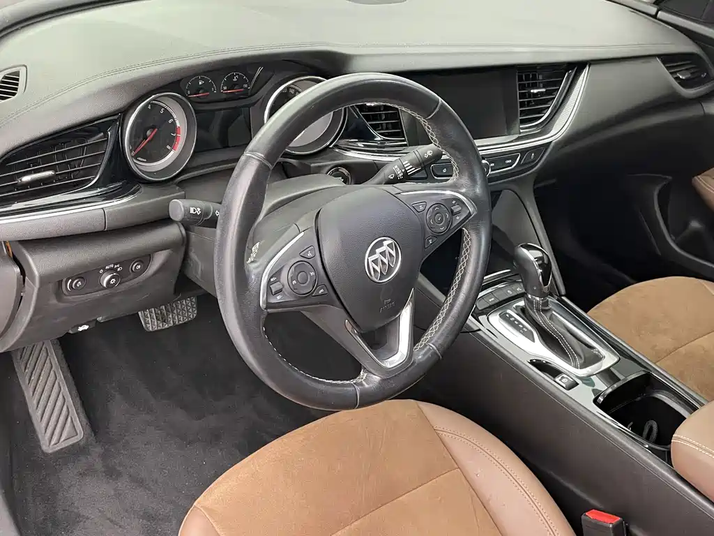 Buick Regal — фото 4