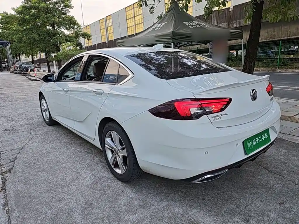 Buick Regal — фото 4