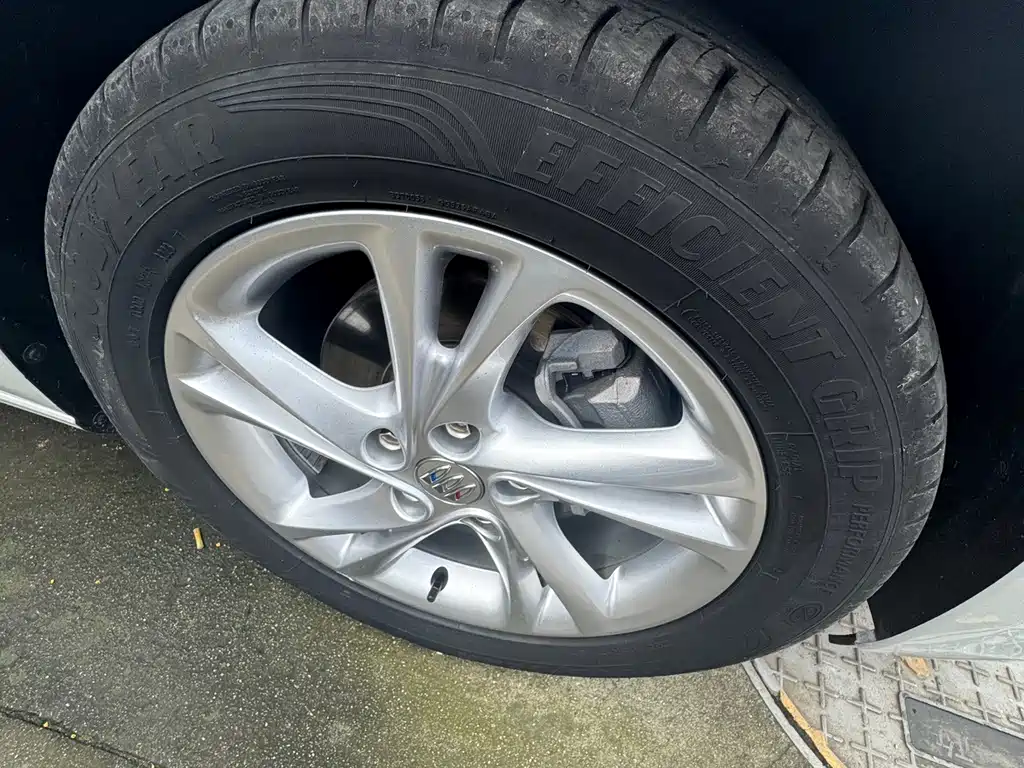 Buick Regal — фото 5