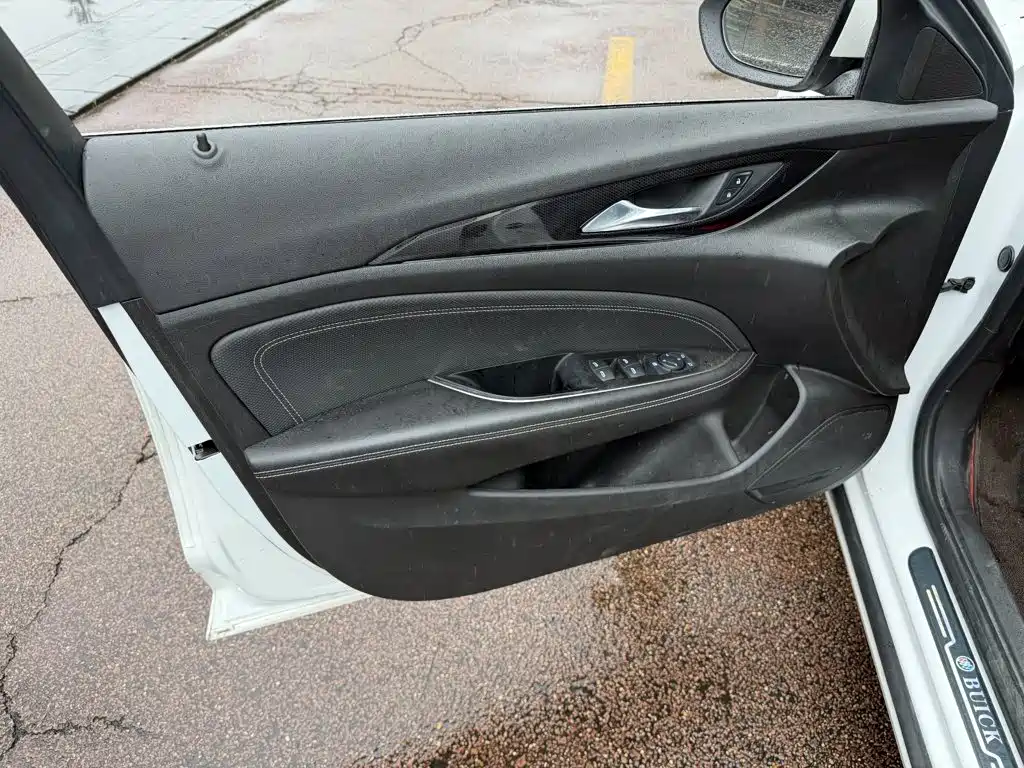 Buick Regal — фото 6