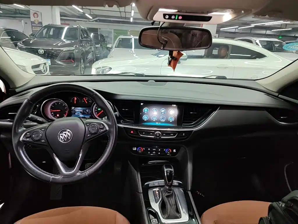Buick Regal — фото 9