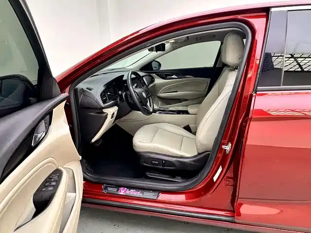 Buick Regal — фото 9