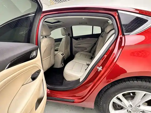 Buick Regal — фото 10