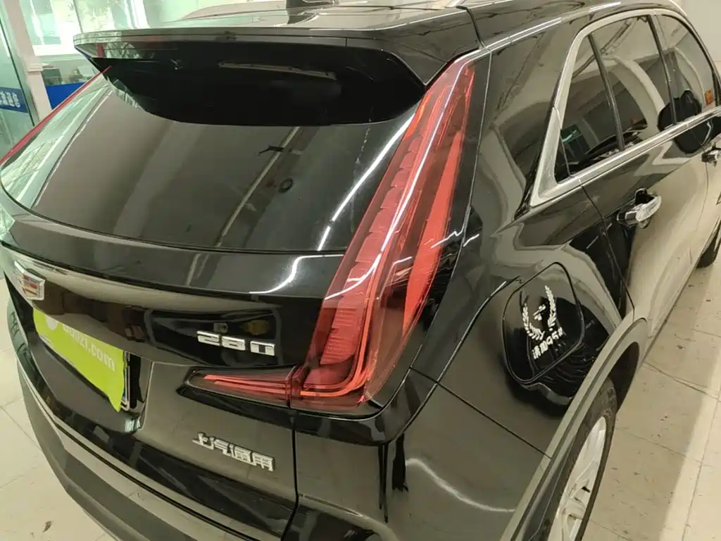 Cadillac XT4 — фото 7
