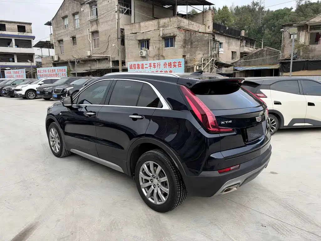Cadillac XT4 — фото 3