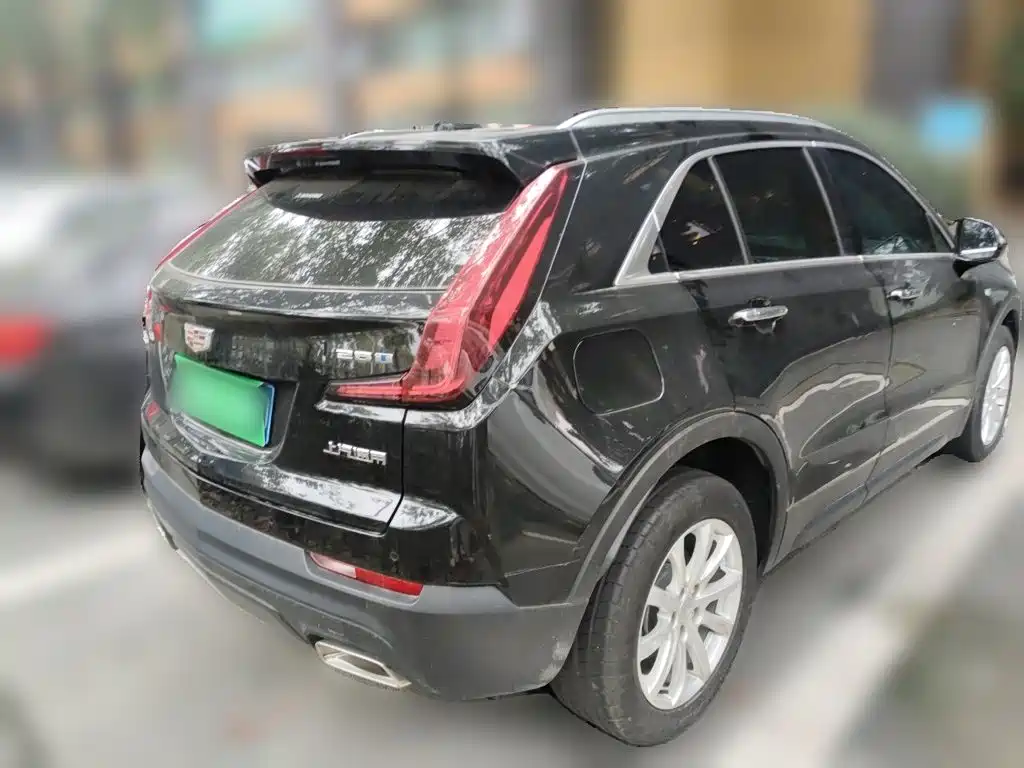 Cadillac XT4 — фото 4
