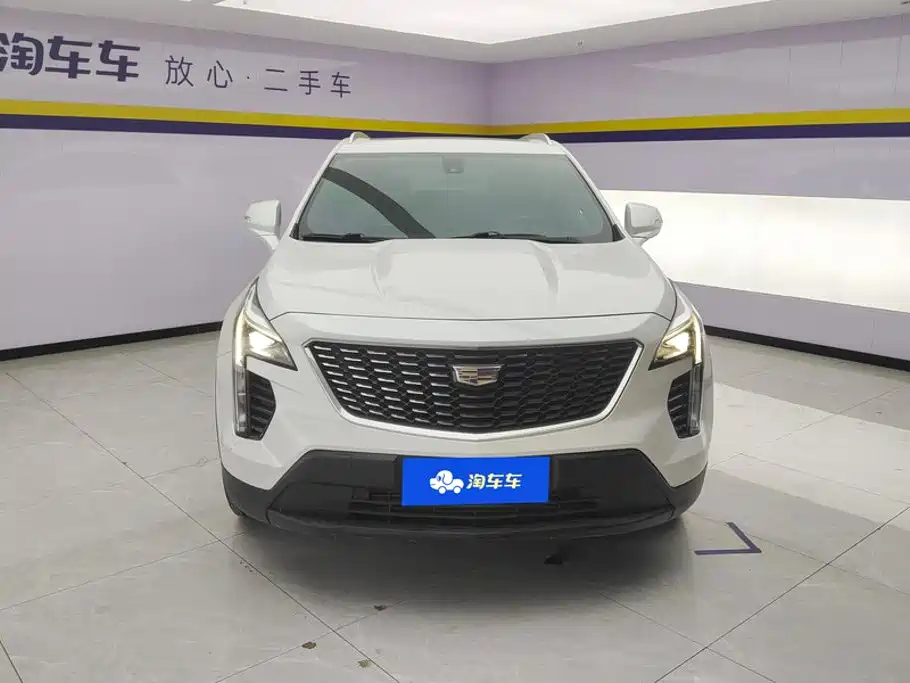 Cadillac XT4 — фото 2