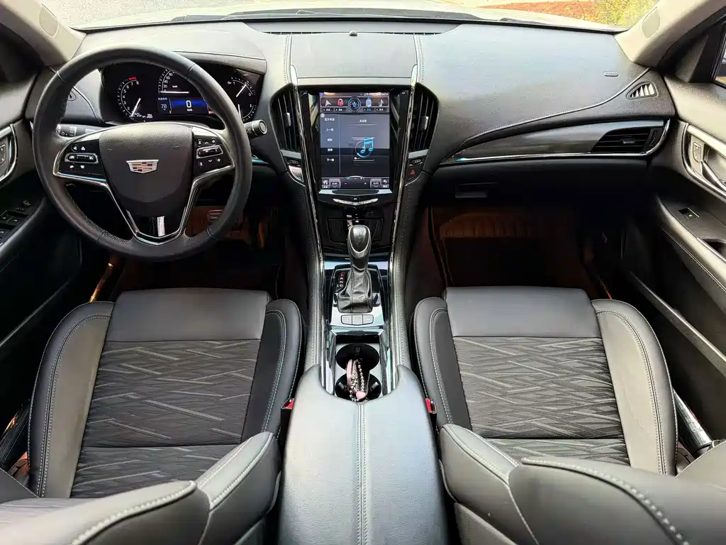 Cadillac ATS-L — фото 5