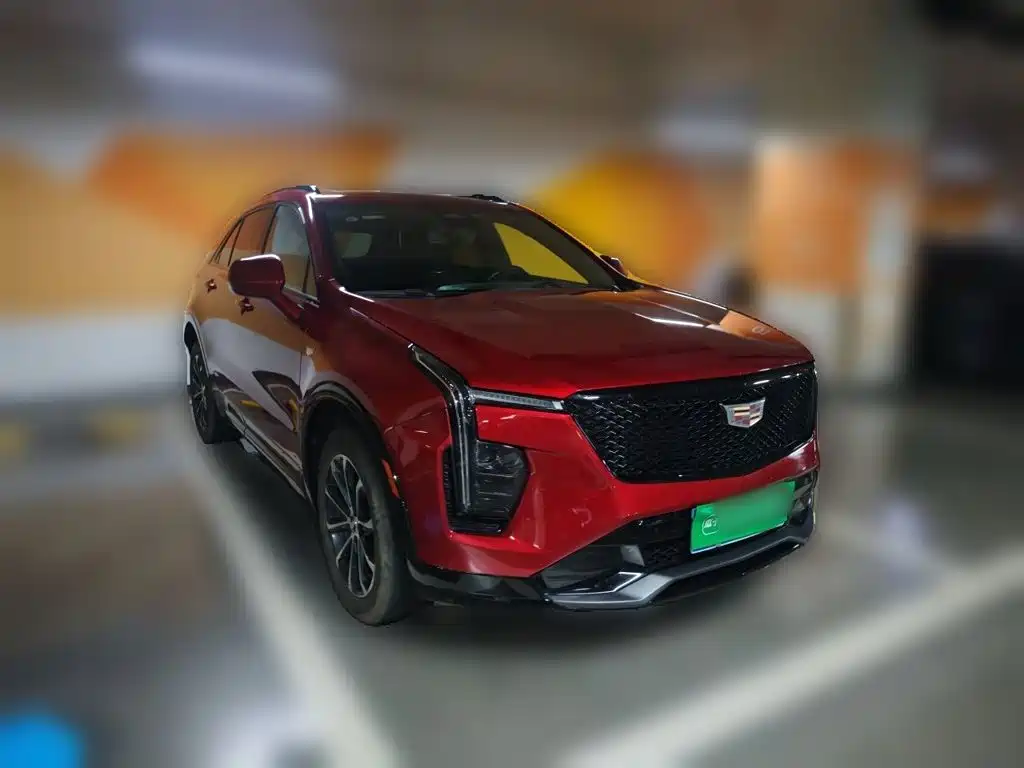 Cadillac XT4 — фото 23