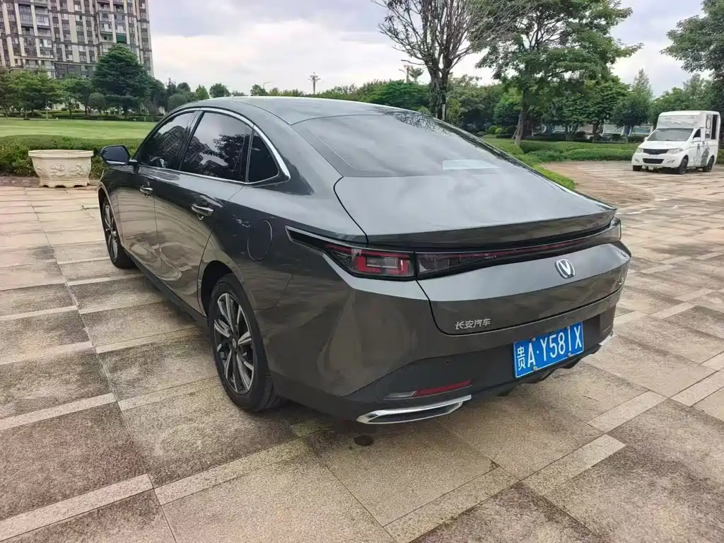 Changan Eado — фото 9