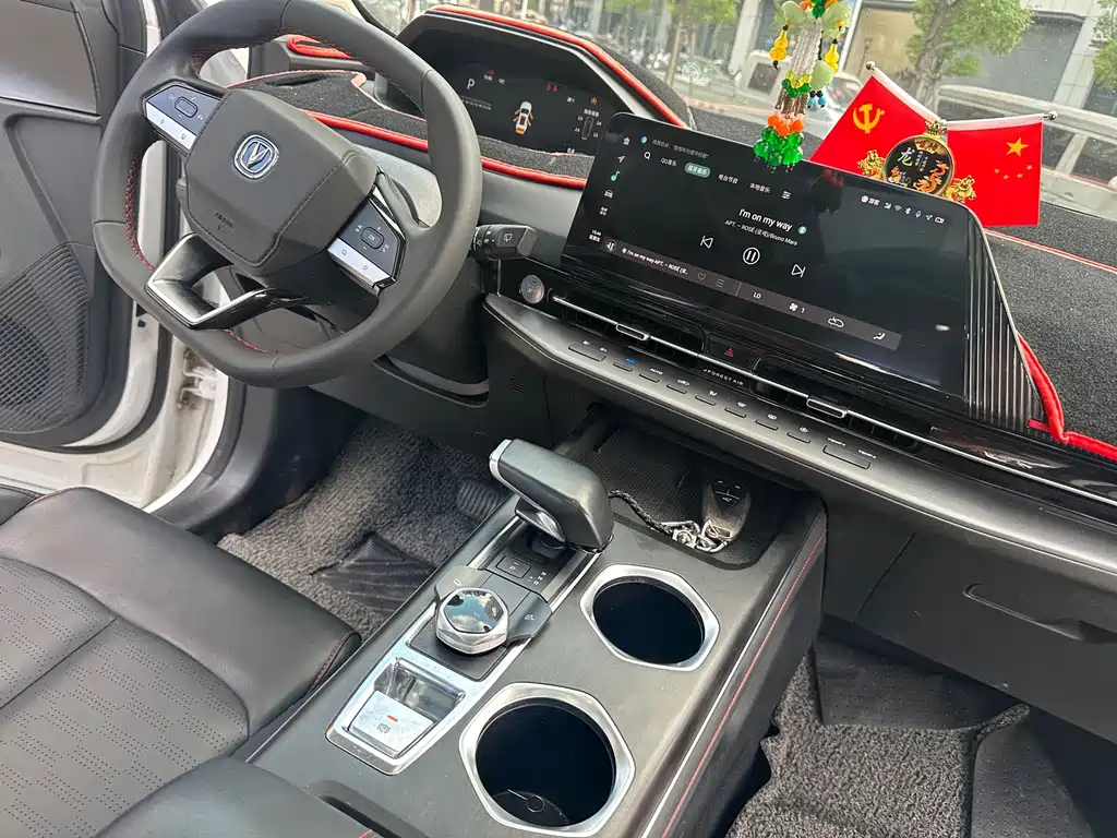 Changan CS55PLUS — фото 20