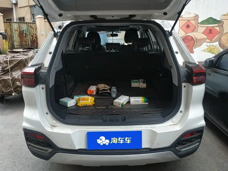 Chery Tiggo 8 — фото 4