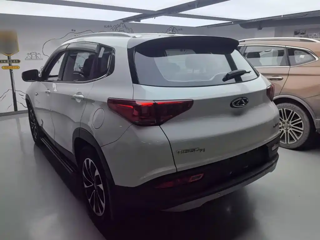 Chery Tiggo 7 — фото 4