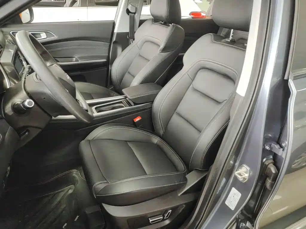 Chery Tiggo 8 — фото 14