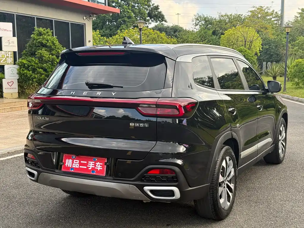 Chery Tiggo 8 — фото 4