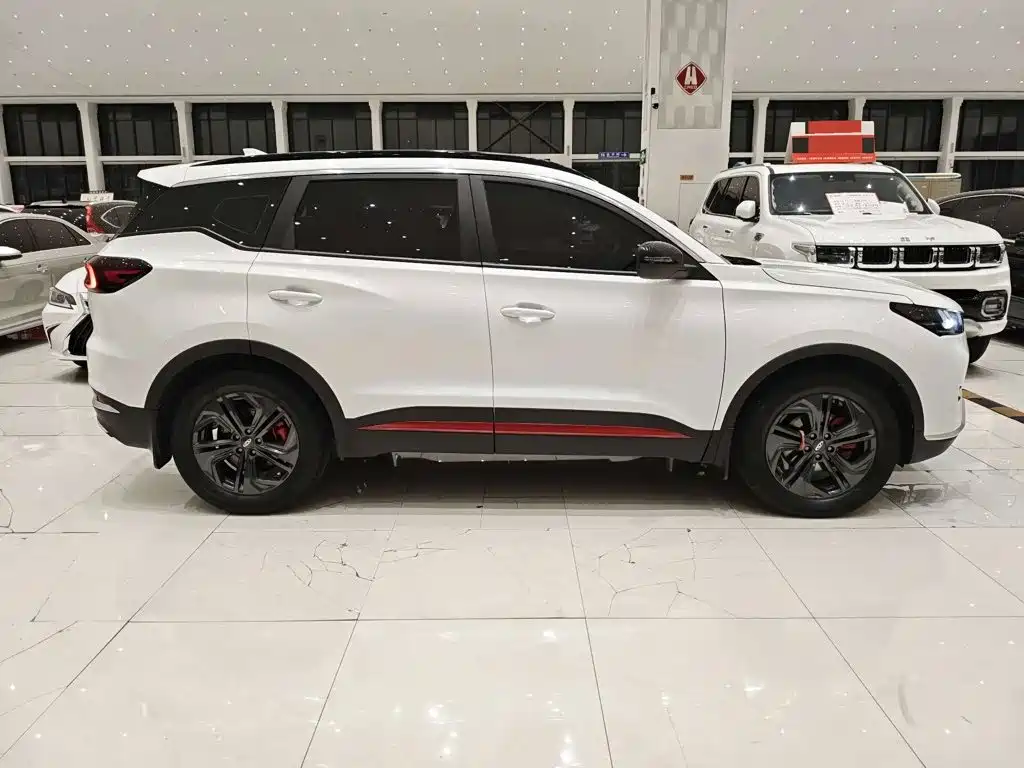 Chery Tiggo 7 — фото 4