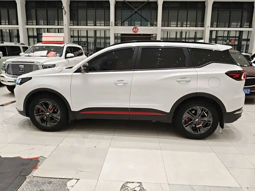 Chery Tiggo 7 — фото 8