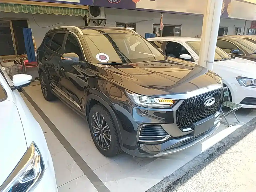 Chery Tiggo 8 — фото 3