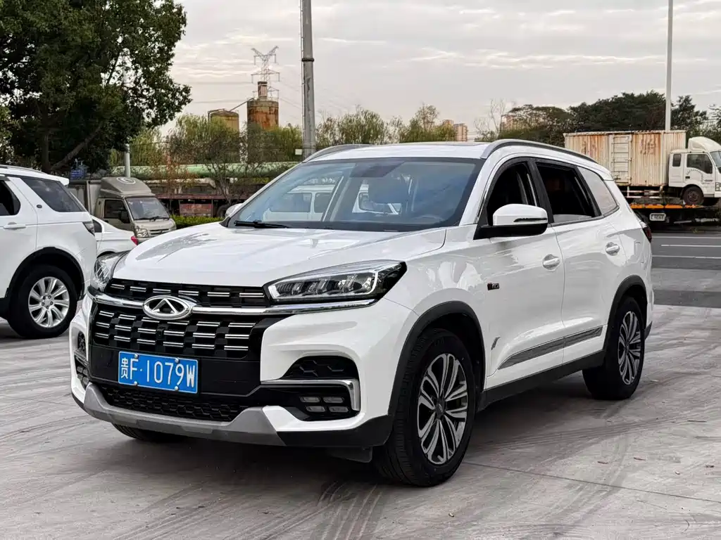 Chery Tiggo 8 — фото 3