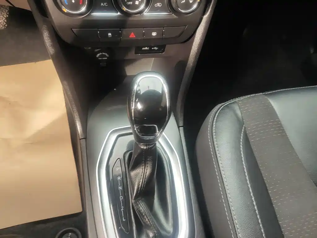 Chery Tiggo 3x — фото 13