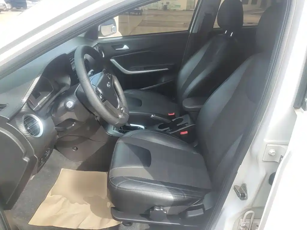 Chery Tiggo 3x — фото 14