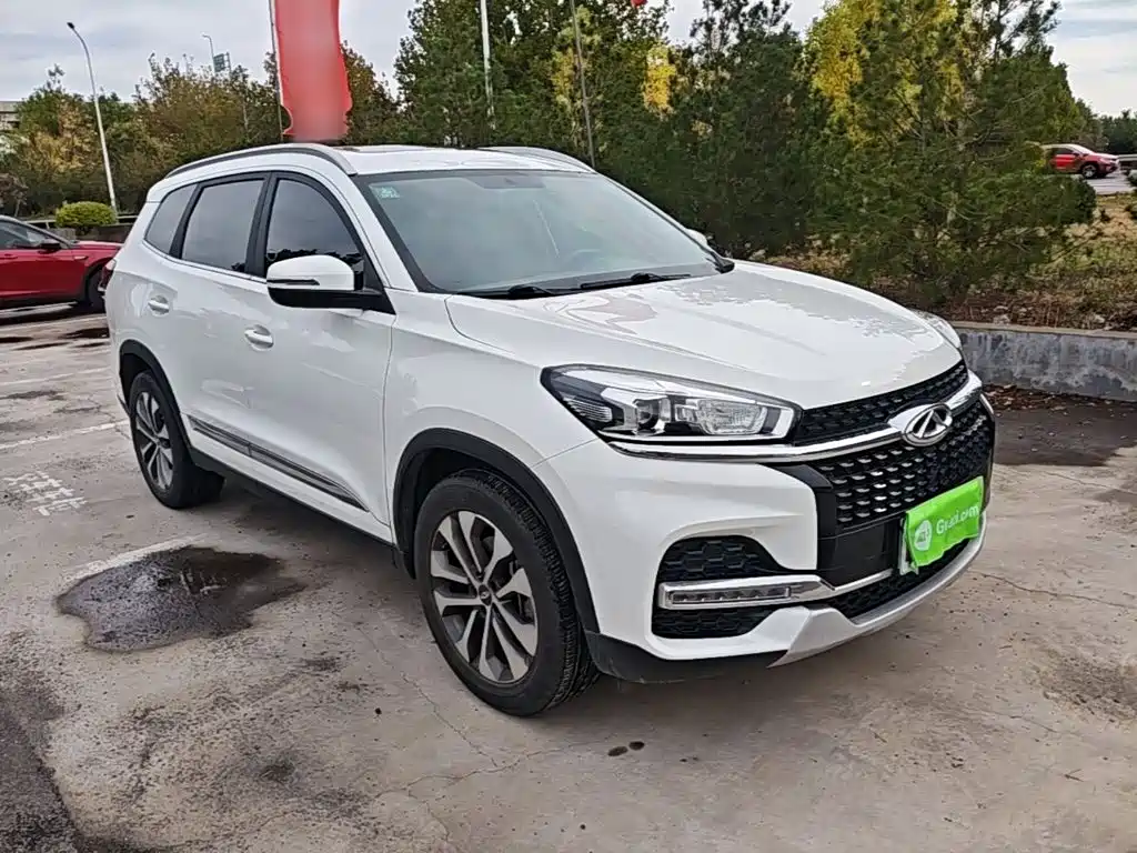 Chery Tiggo 8 — фото 3