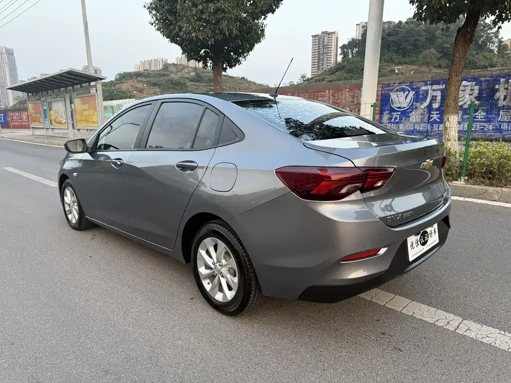 Chevrolet Cavalier — фото 10