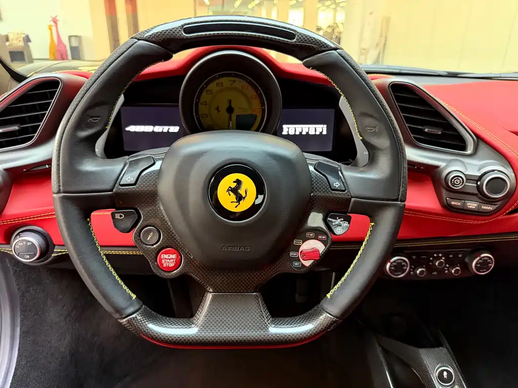 Ferrari 488 — фото 13