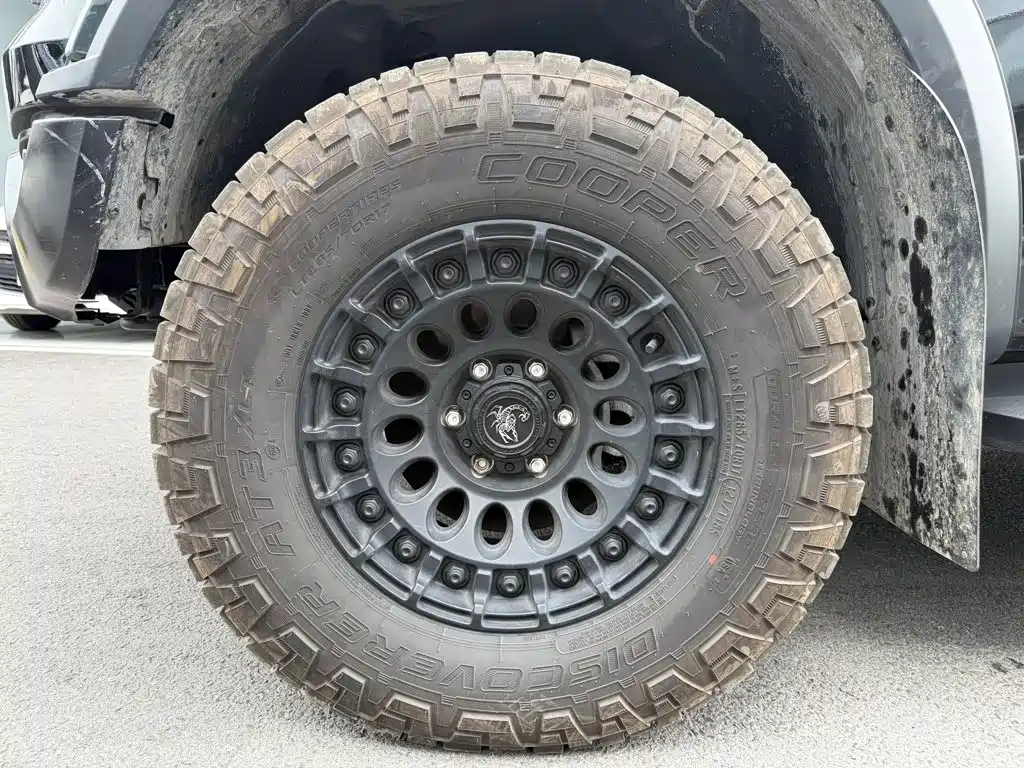 Ford Ranger — фото 10