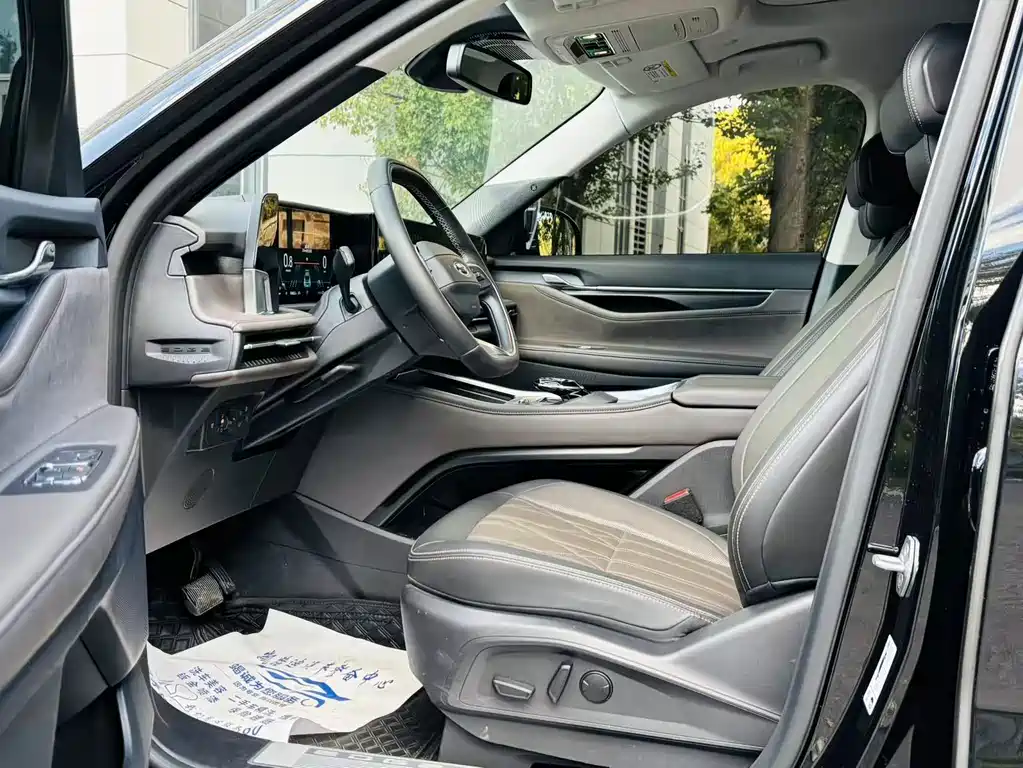 Ford Edge — фото 9