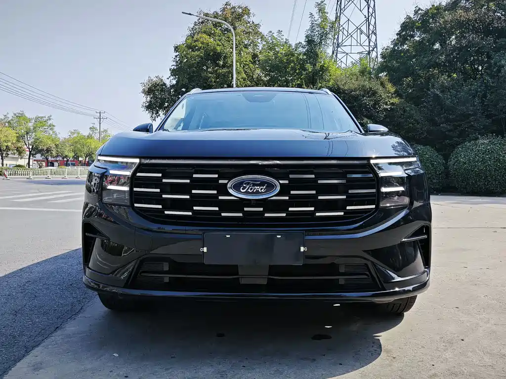 Ford Edge — фото 3