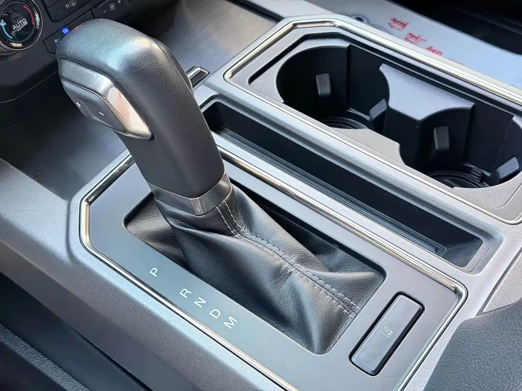 Ford F-150 Raptor — фото 18