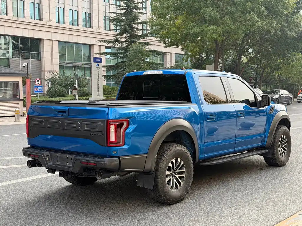 Ford F-150 Raptor — фото 27