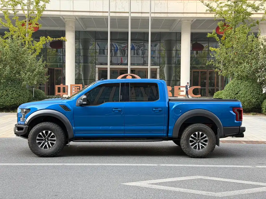 Ford F-150 Raptor — фото 28