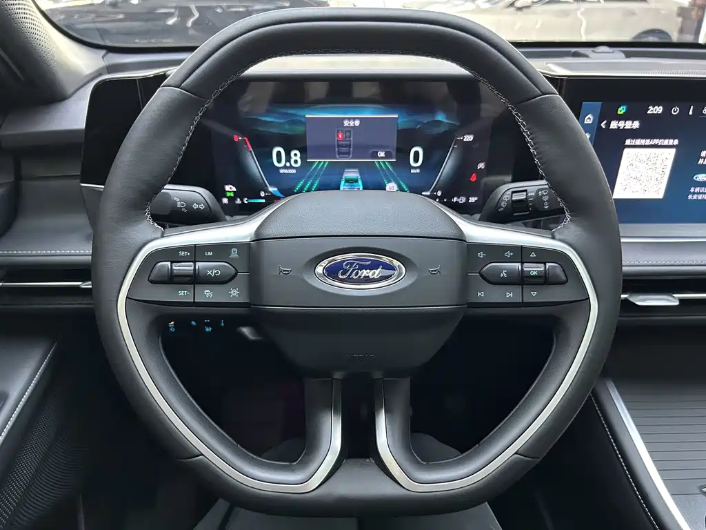 Ford Edge — фото 20